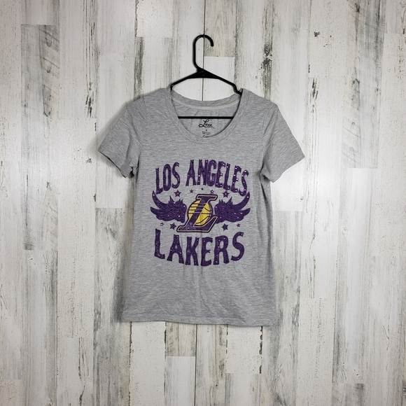 Los Angeles lakers womans tshirt size large - Picture 1 of 9